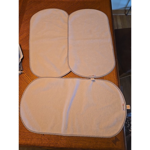 Munchkin Waterproof Changing Pad Liners, Bibs, Burb Cloths, Changing Blanket Lot - Picture 6 of 6